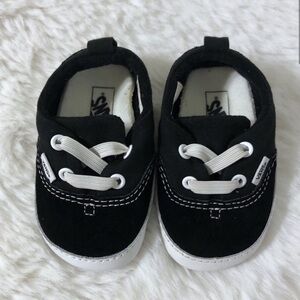 Vans Classic Black and White Infant Crib Shoes Size 2